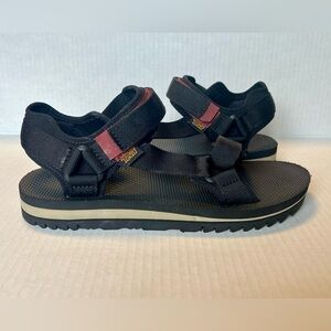 Teva Women’s Universal Trail Sandal - Black - Size 9